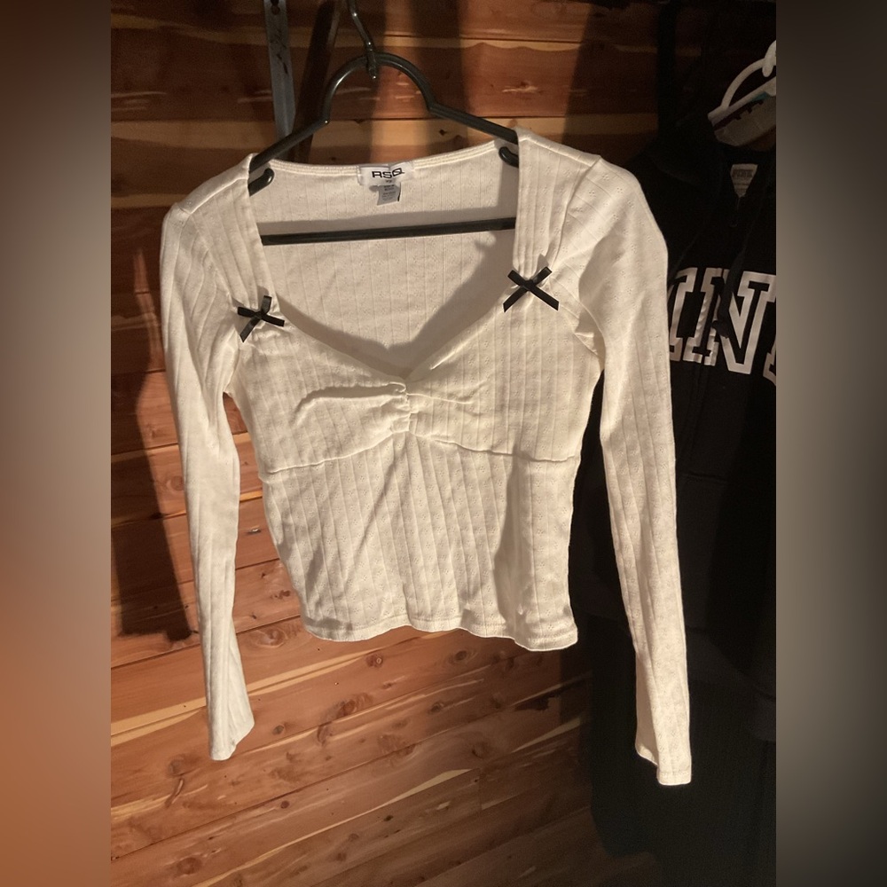 RSQ Cropped White Top with black bows juniors large